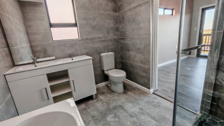 3 Bedroom Property for Sale in Bergsig Western Cape